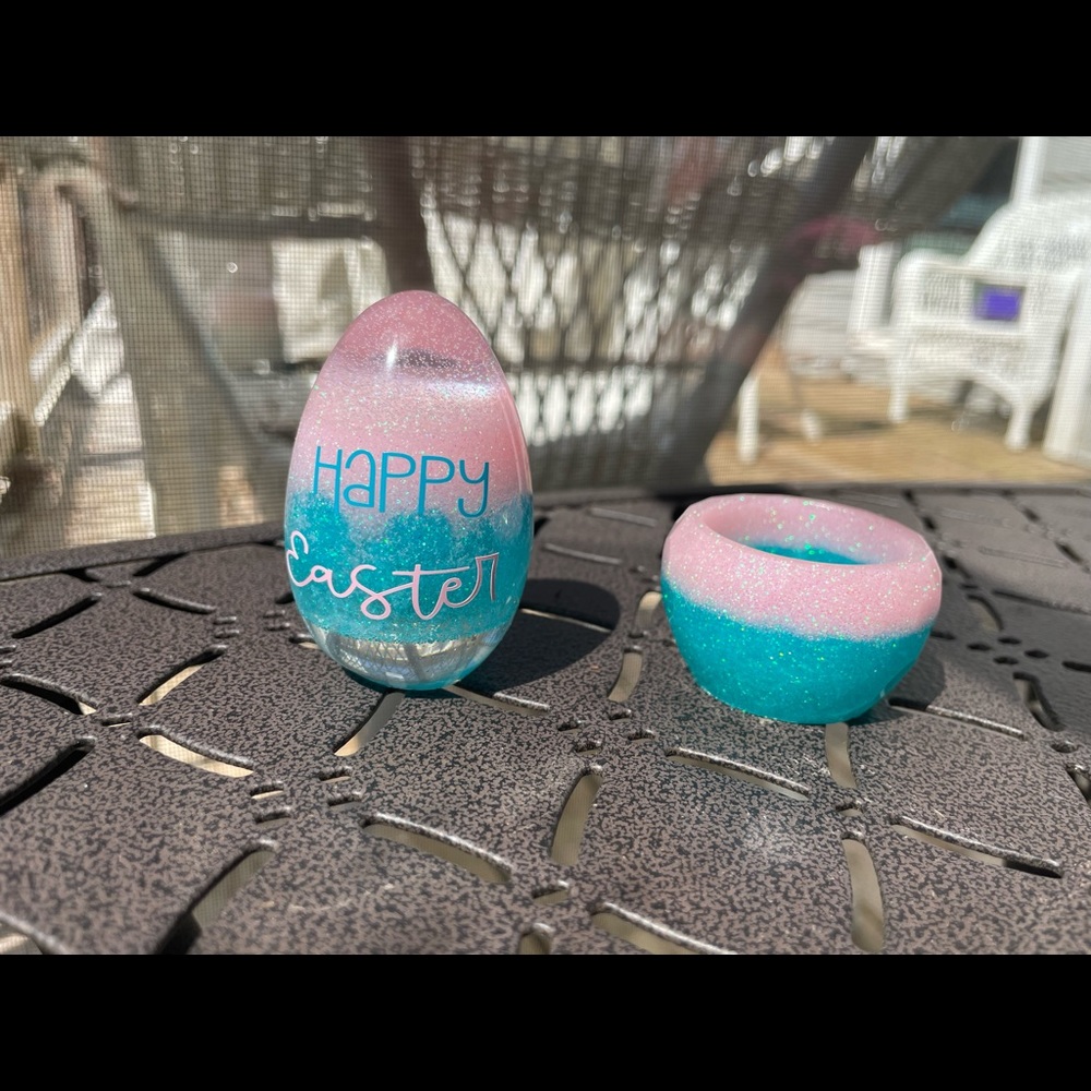 Easter egg and matching bowl decor